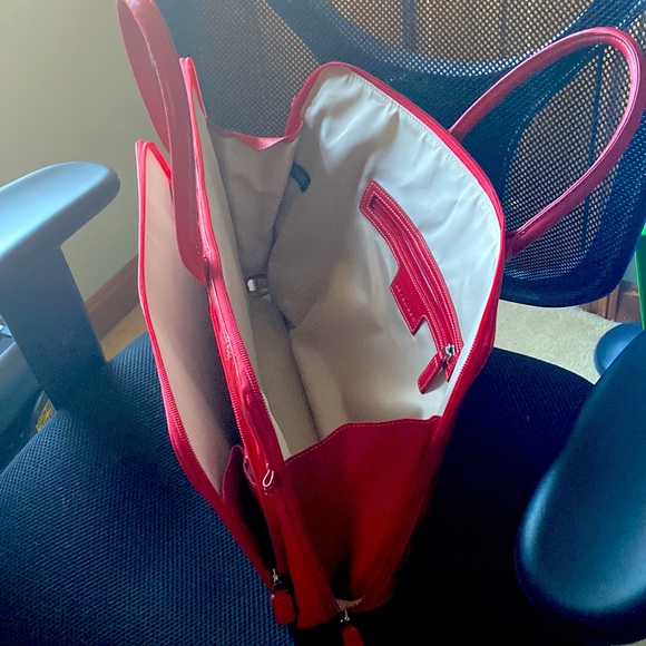Levenger leather expandable laptop red bag - Picture 5 of 7
